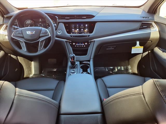 new 2025 Cadillac XT5 car, priced at $48,315