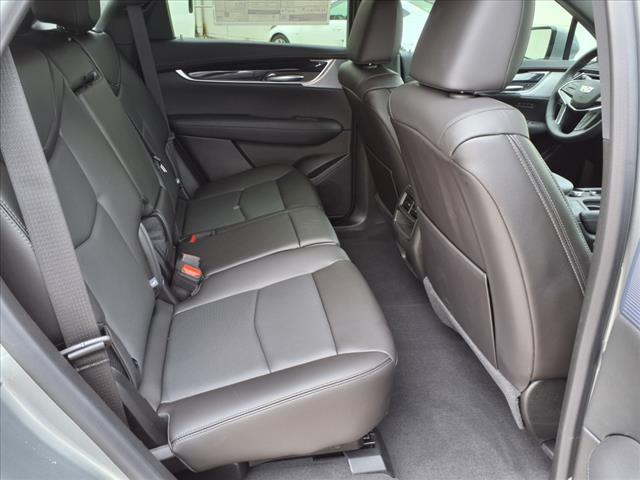 new 2025 Cadillac XT5 car, priced at $54,265