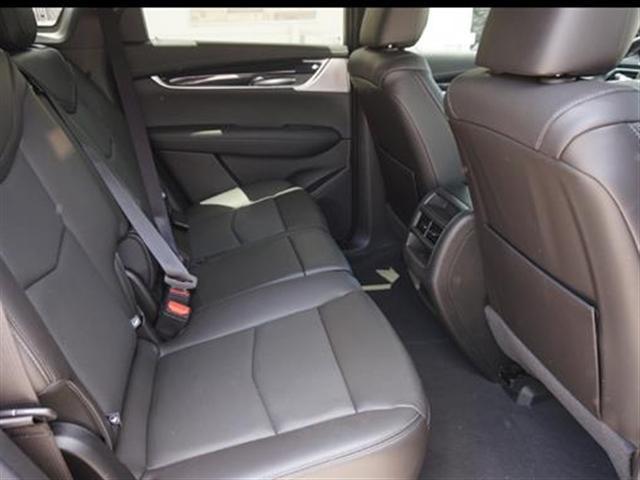 new 2025 Cadillac XT5 car, priced at $57,890