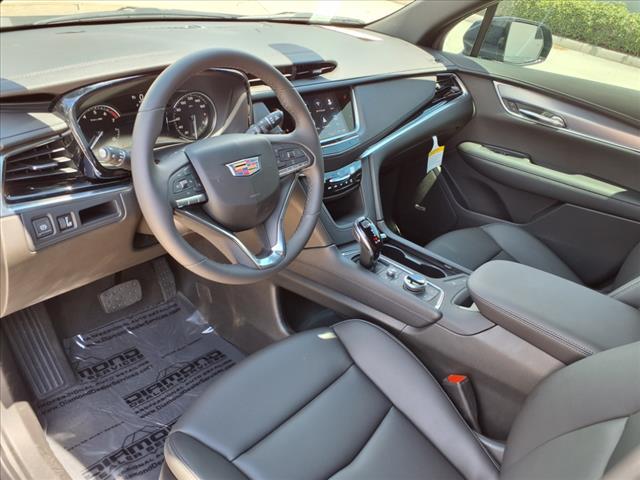 new 2025 Cadillac XT6 car, priced at $51,315