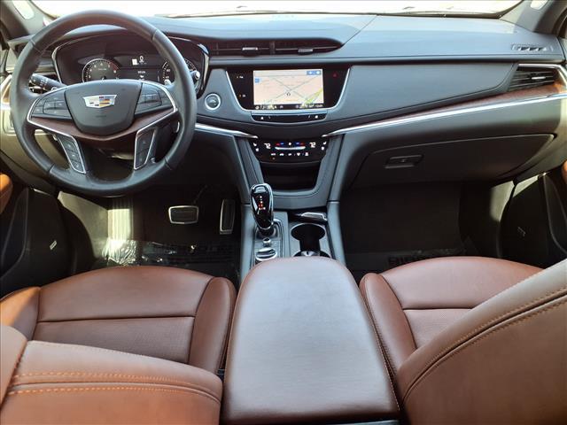 used 2024 Cadillac XT5 car, priced at $43,582