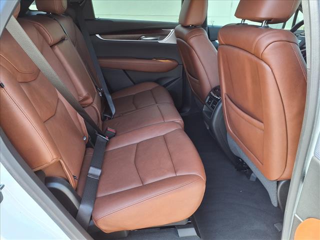 used 2024 Cadillac XT5 car, priced at $43,582