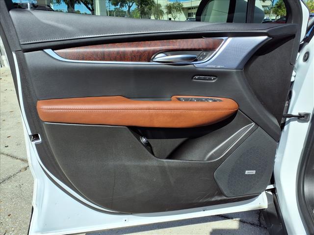 used 2024 Cadillac XT5 car, priced at $43,582