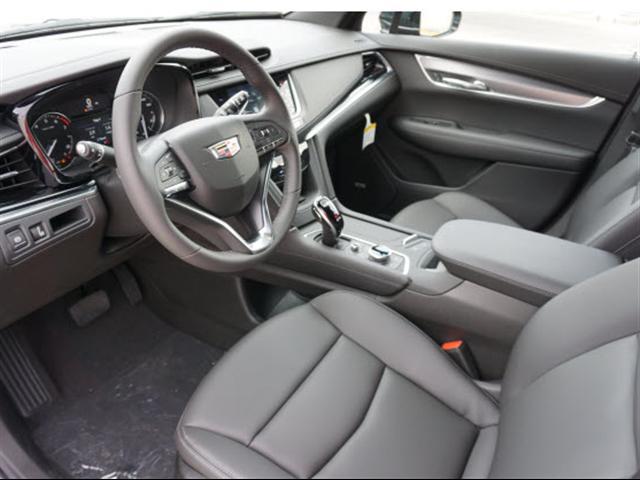 new 2025 Cadillac XT6 car, priced at $51,915