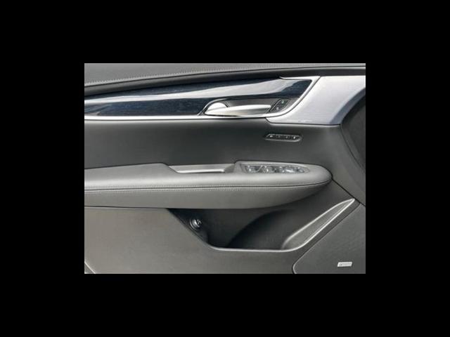 new 2025 Cadillac XT5 car, priced at $53,815