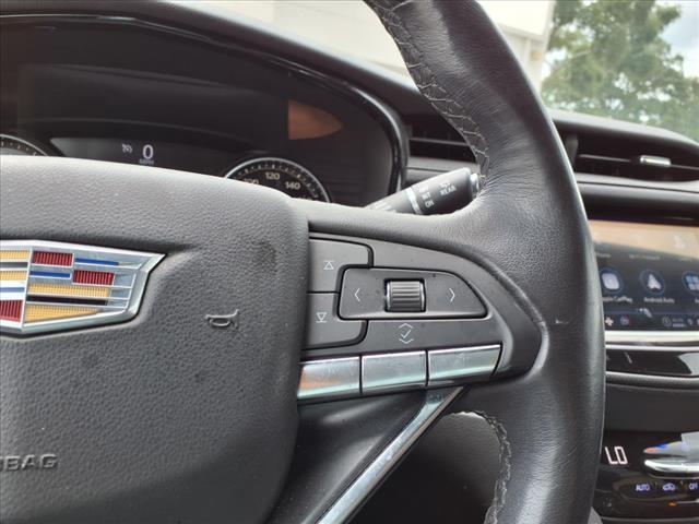 used 2023 Cadillac XT6 car, priced at $32,981