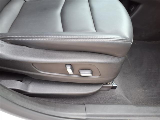 used 2023 Cadillac XT6 car, priced at $32,981