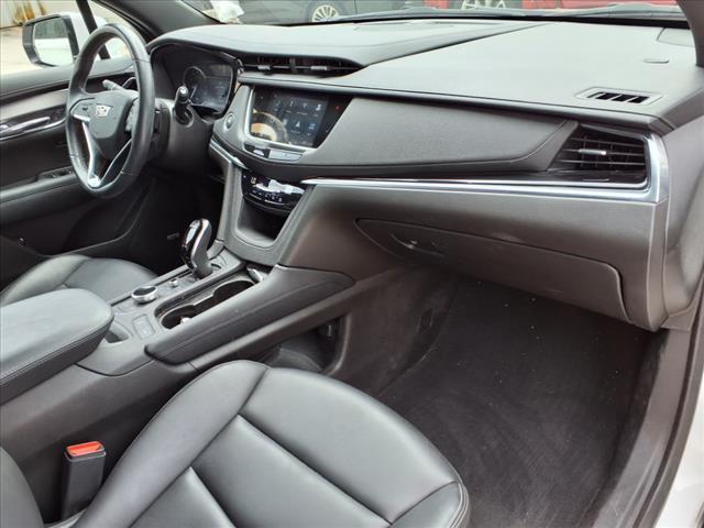 used 2023 Cadillac XT6 car, priced at $32,981