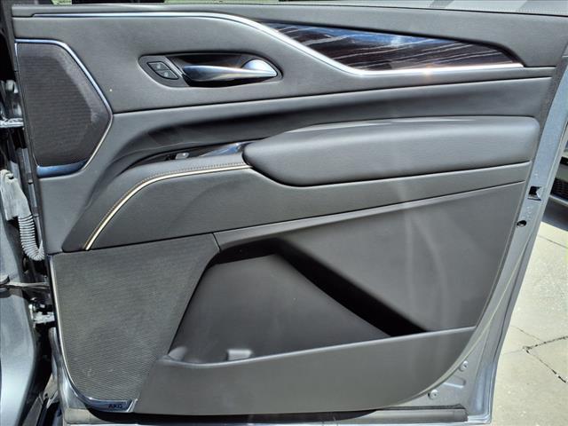 used 2022 Cadillac Escalade ESV car, priced at $72,513