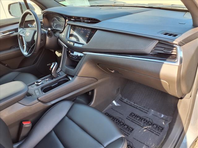 used 2022 Cadillac XT6 car, priced at $27,134