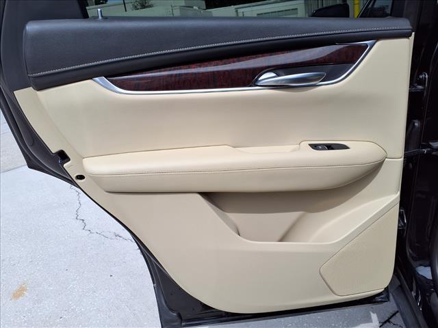 used 2017 Cadillac XT5 car, priced at $18,800
