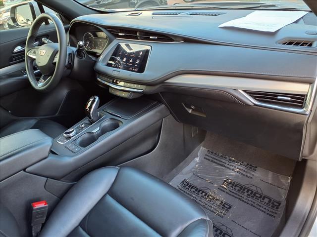 used 2021 Cadillac XT4 car, priced at $21,401