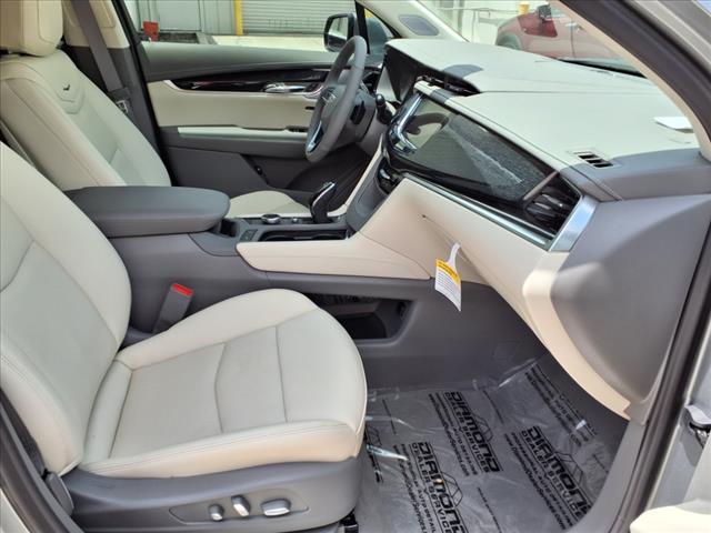 new 2025 Cadillac XT6 car, priced at $60,540
