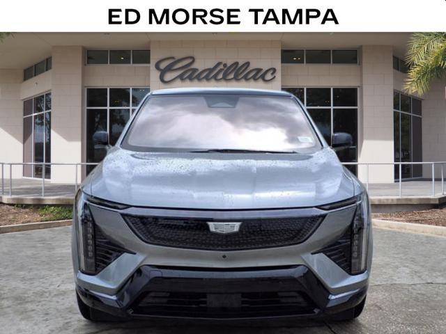 new 2025 Cadillac OPTIQ car, priced at $55,615