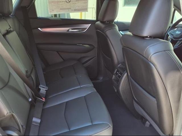 new 2025 Cadillac XT5 car, priced at $48,915