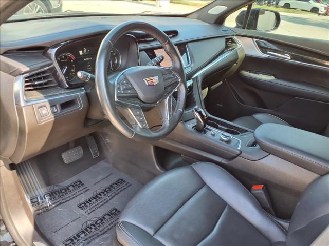used 2021 Cadillac XT5 car, priced at $26,077