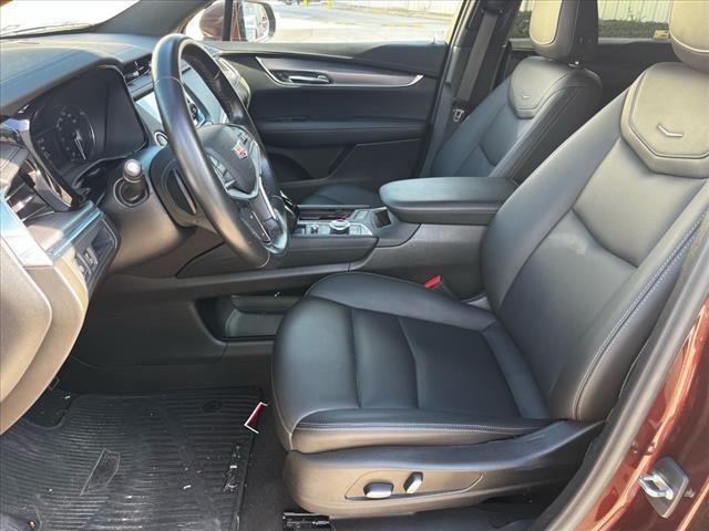 used 2022 Cadillac XT5 car, priced at $27,994