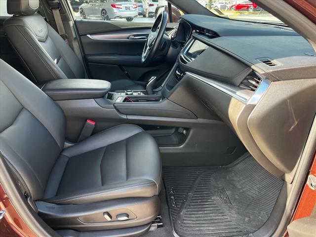 used 2022 Cadillac XT5 car, priced at $27,994