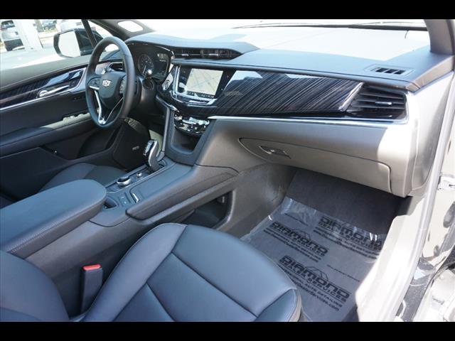 new 2024 Cadillac XT6 car, priced at $61,465