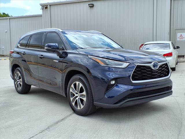 used 2021 Toyota Highlander Hybrid car, priced at $34,180