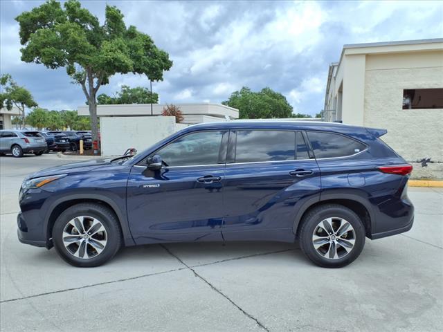 used 2021 Toyota Highlander Hybrid car, priced at $34,180
