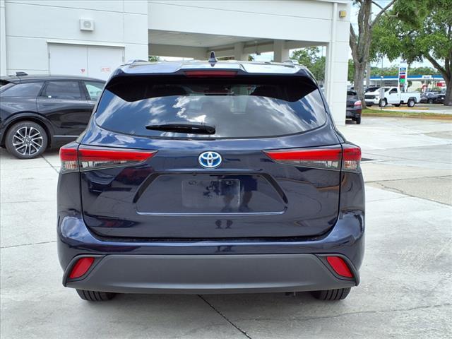 used 2021 Toyota Highlander Hybrid car, priced at $34,180
