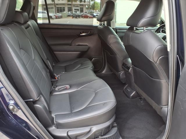 used 2021 Toyota Highlander Hybrid car, priced at $31,299