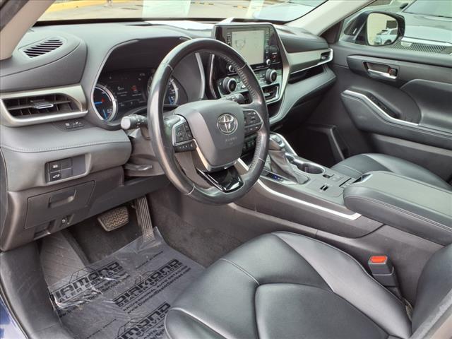 used 2021 Toyota Highlander Hybrid car, priced at $31,299