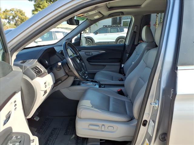 used 2022 Honda Pilot car, priced at $29,882