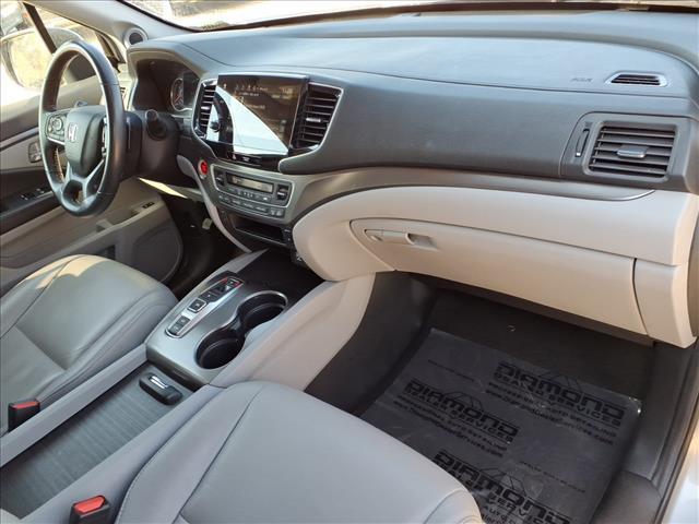 used 2022 Honda Pilot car, priced at $29,882