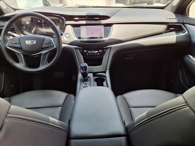 used 2023 Cadillac XT5 car, priced at $33,458