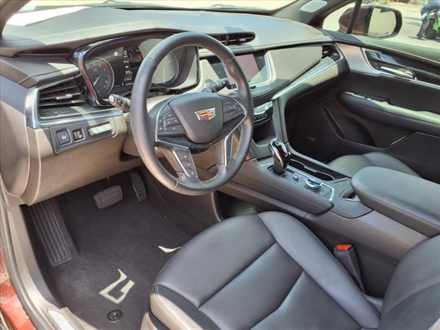 used 2023 Cadillac XT5 car, priced at $33,458