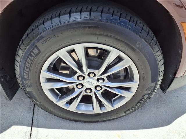 used 2023 Cadillac XT5 car, priced at $33,458