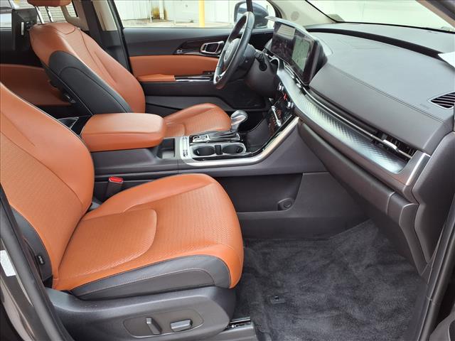 used 2024 Kia Carnival car, priced at $40,821