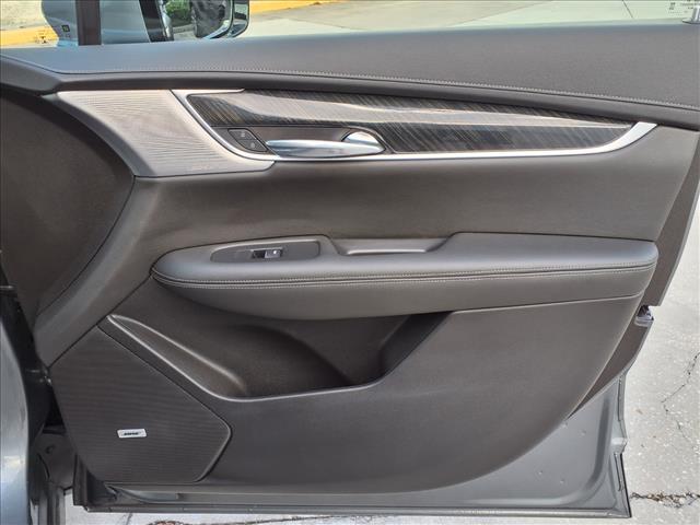 used 2022 Cadillac XT6 car, priced at $37,001