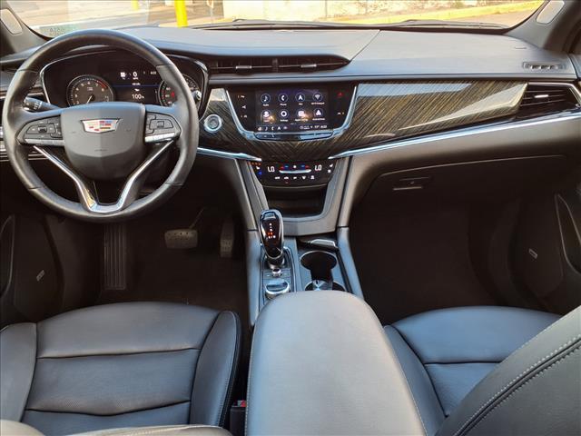 used 2022 Cadillac XT6 car, priced at $37,001
