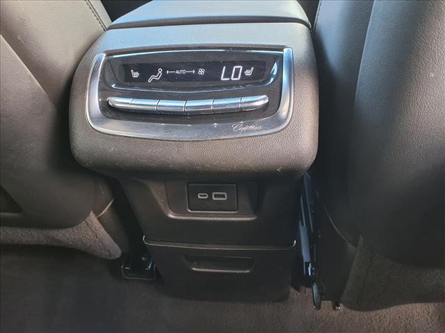 used 2022 Cadillac XT6 car, priced at $37,001