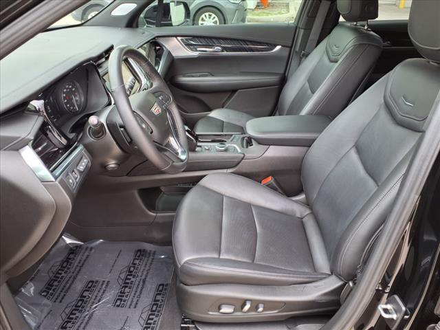 used 2022 Cadillac XT6 car, priced at $33,307