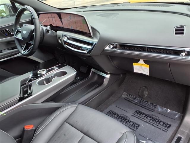 new 2025 Cadillac LYRIQ car, priced at $69,590