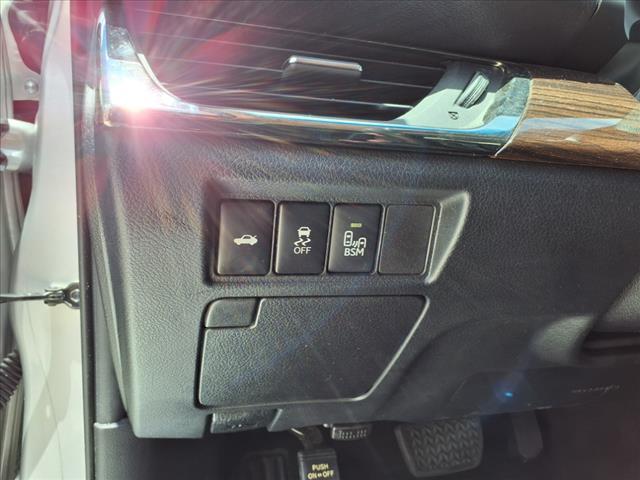 used 2013 Toyota Avalon Hybrid car, priced at $14,322