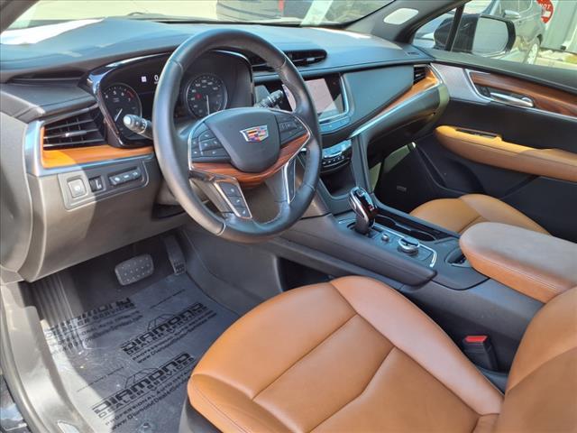 used 2021 Cadillac XT5 car, priced at $29,387