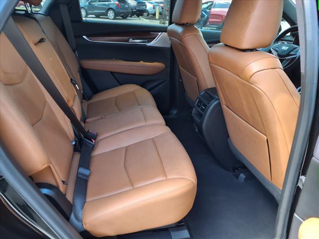 used 2021 Cadillac XT5 car, priced at $29,387