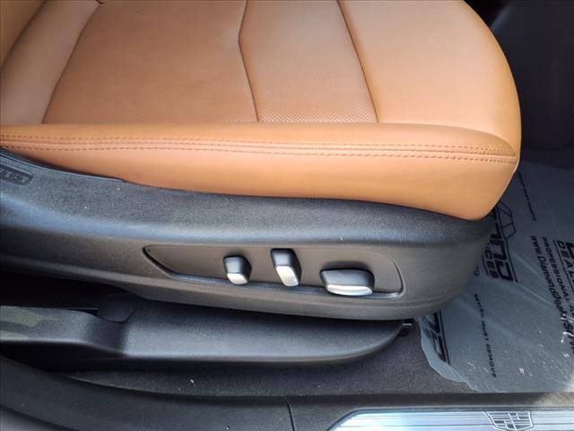 used 2021 Cadillac XT5 car, priced at $29,387