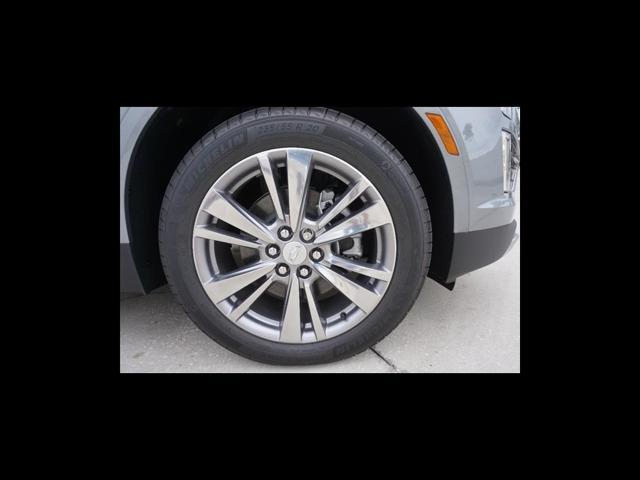 new 2025 Cadillac XT5 car, priced at $51,990