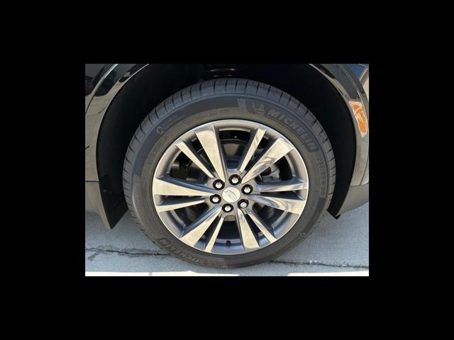 new 2025 Cadillac XT5 car, priced at $58,390