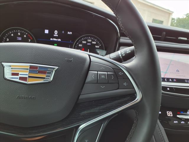 new 2025 Cadillac XT5 car, priced at $54,265