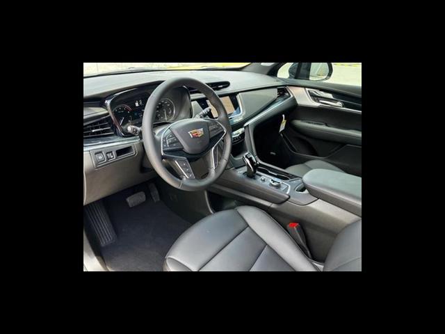 new 2025 Cadillac XT5 car, priced at $54,315