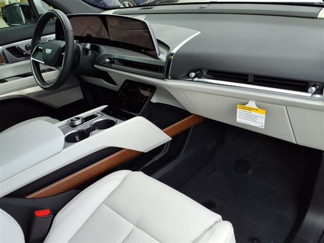 new 2026 Cadillac VISTIQ car, priced at $81,615