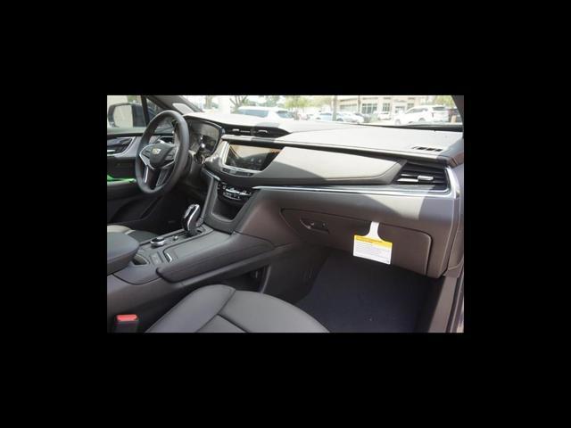 new 2025 Cadillac XT5 car, priced at $57,890