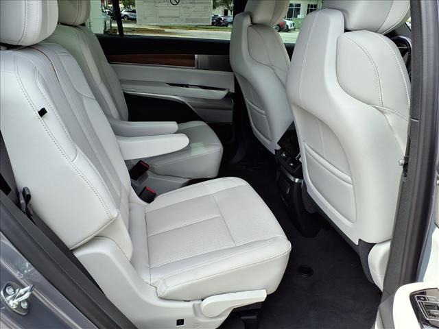 new 2026 Cadillac VISTIQ car, priced at $80,515